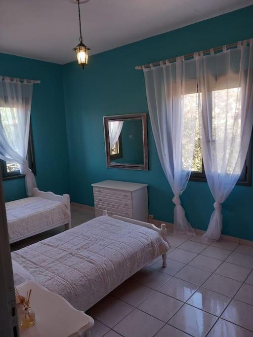 Stoupa Beachside Retro Apartment מראה חיצוני תמונה