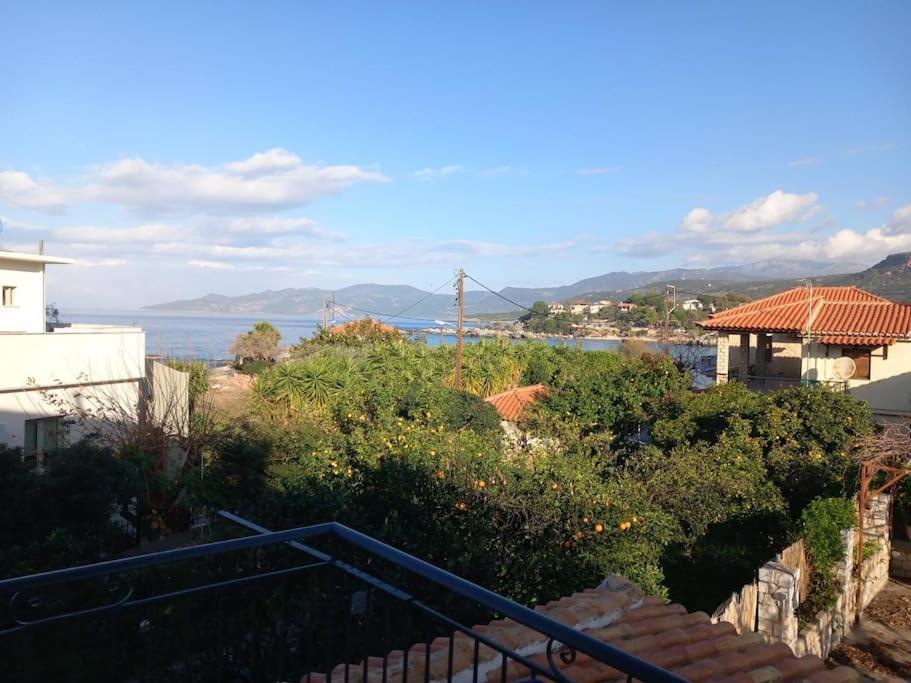 Stoupa Beachside Retro Apartment מראה חיצוני תמונה